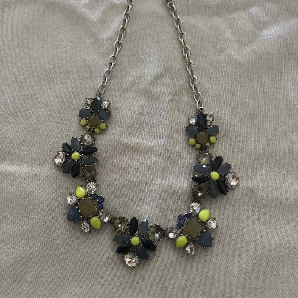 Stella and Dot Elodie necklace-silver